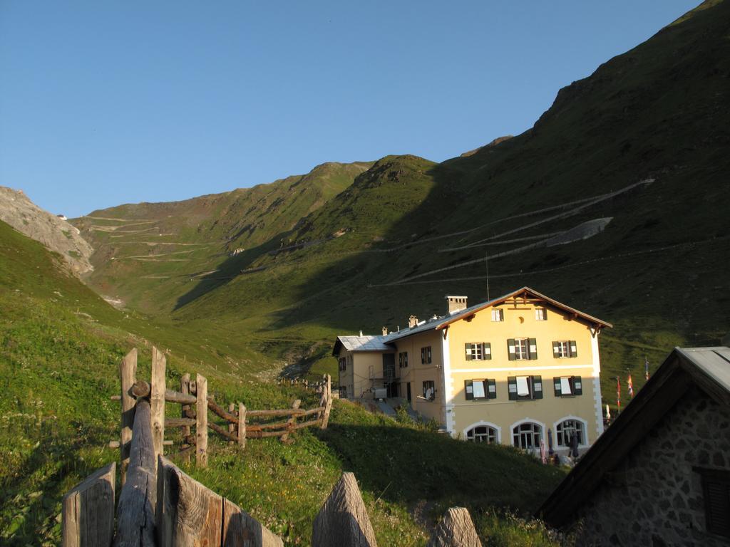 Berghotel Franzenshoehe Trafoi Buitenkant foto